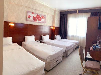 Quad Room